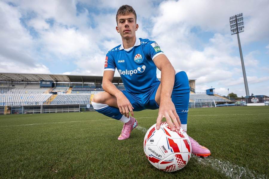 西班牙 比赛日看台与球迷